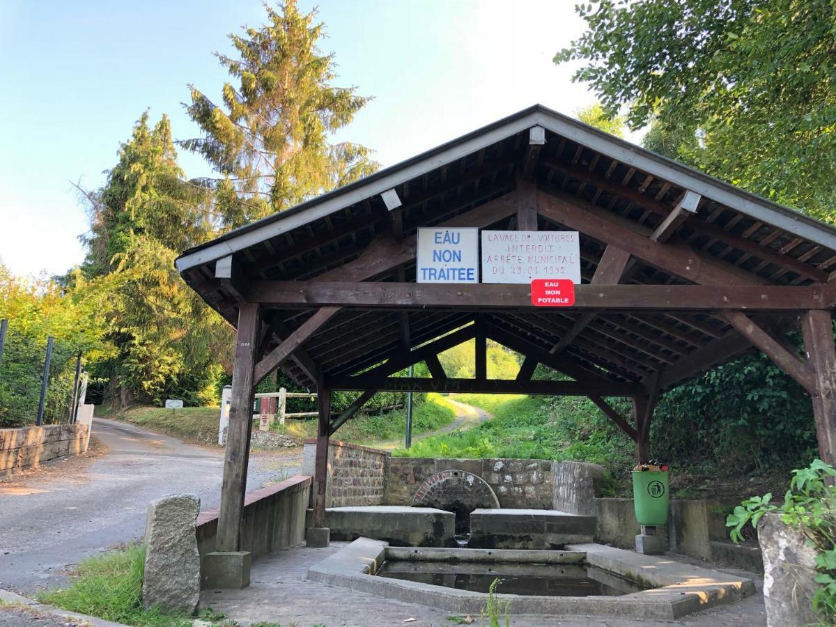Aux Lettres Du Lavoir La Rivière-Saint-Sauveur Exterior foto